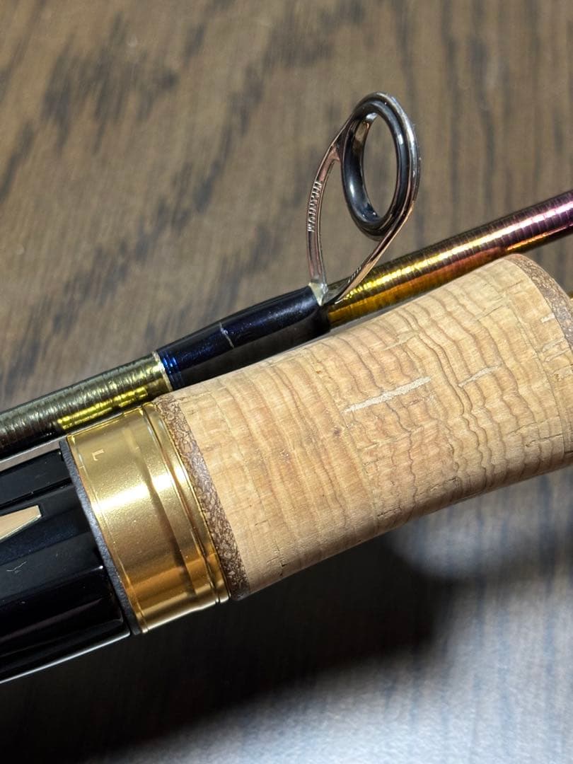 ワールドシャウラリミテッド　2701FF-3