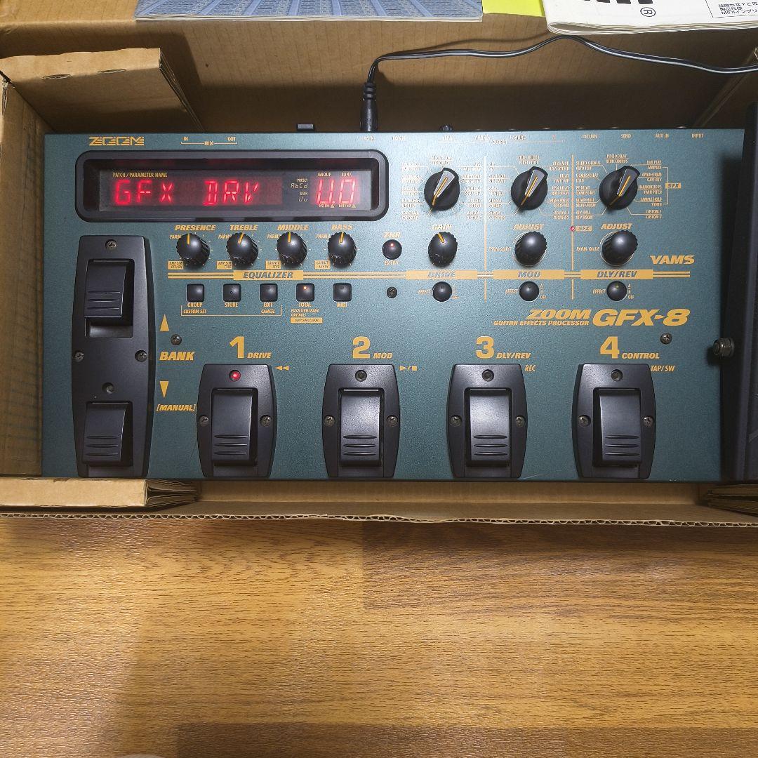 ZOOM GFX-8 ギターエフェクター Made in Japan