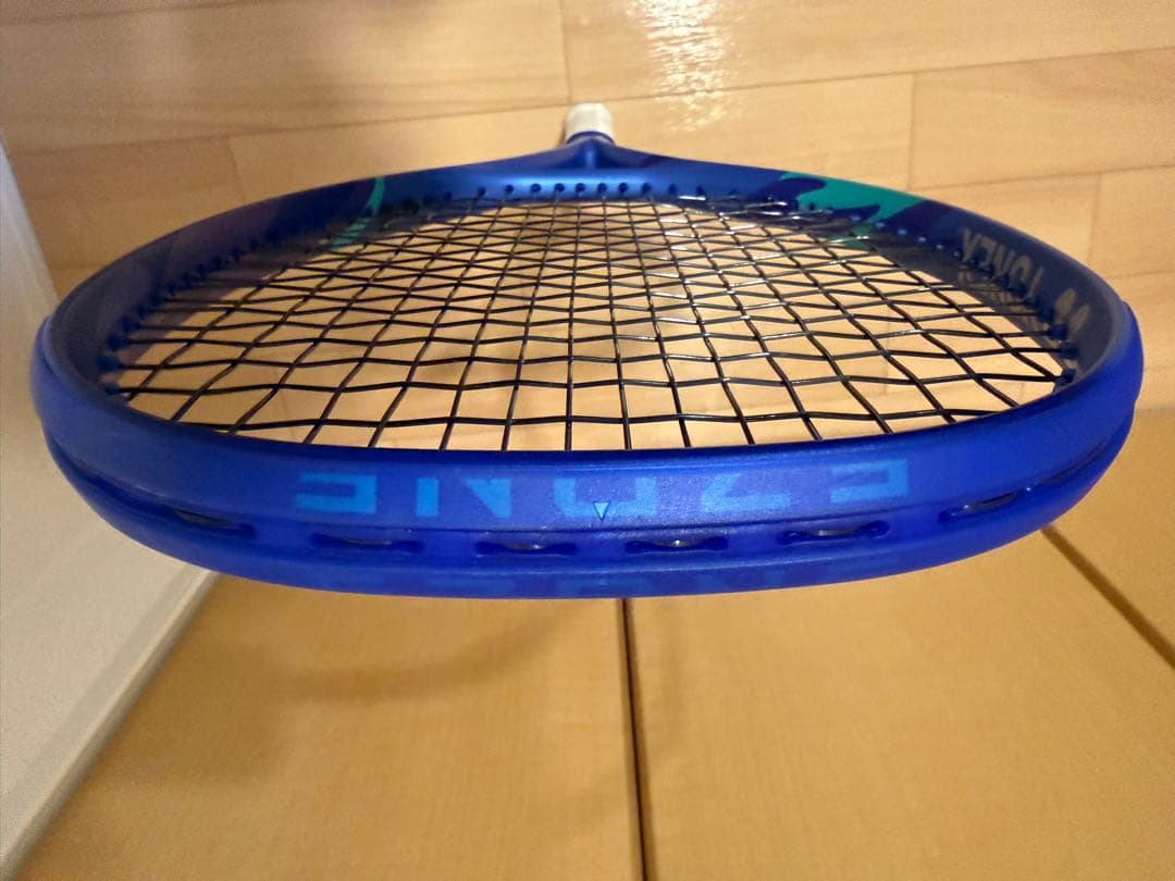 【美品】EZONE100 G2 2025モデル イーゾーン　100 YONEX