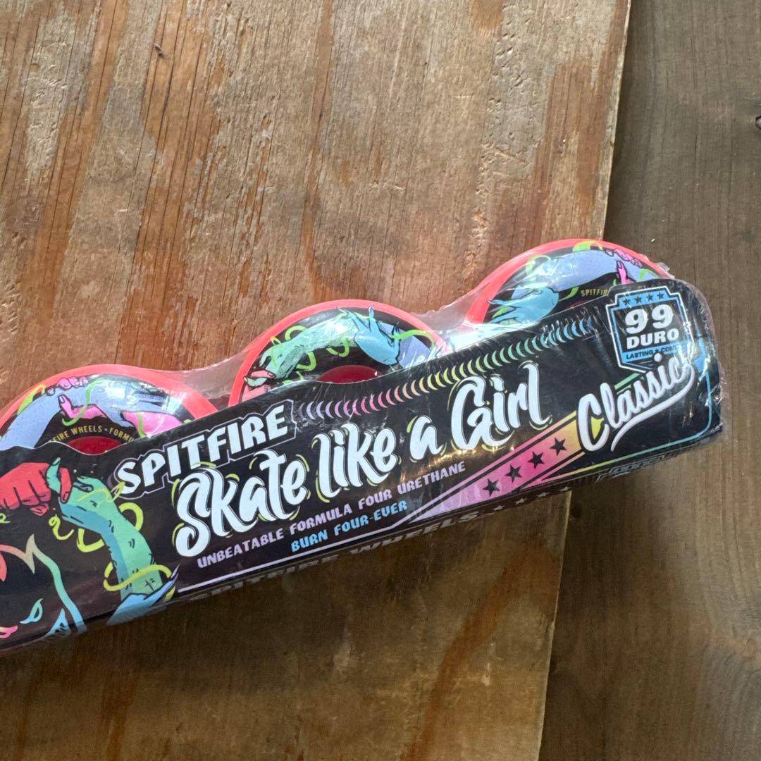 Spitfireフォーマル4 SKATE LIKE A GIRL 56mm99a