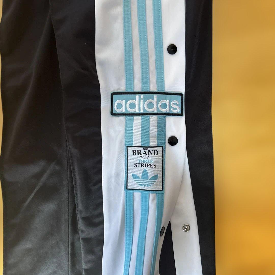 adidas ストライプ ボタン付きジャージパンツ　アディブレイク