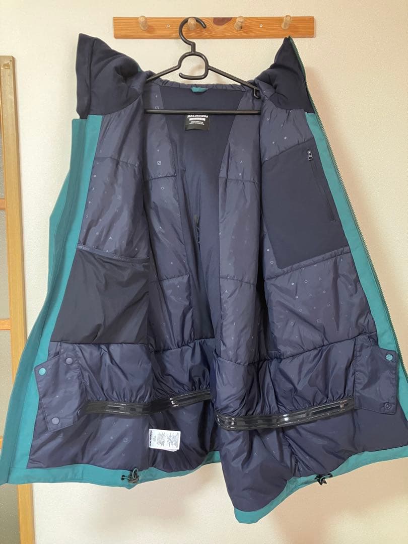 SALOMON スノーボードジャケット 緑