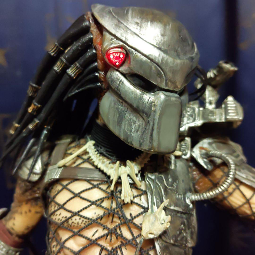 NECA プレデター with LEDライト 1/4 改 フィギュア