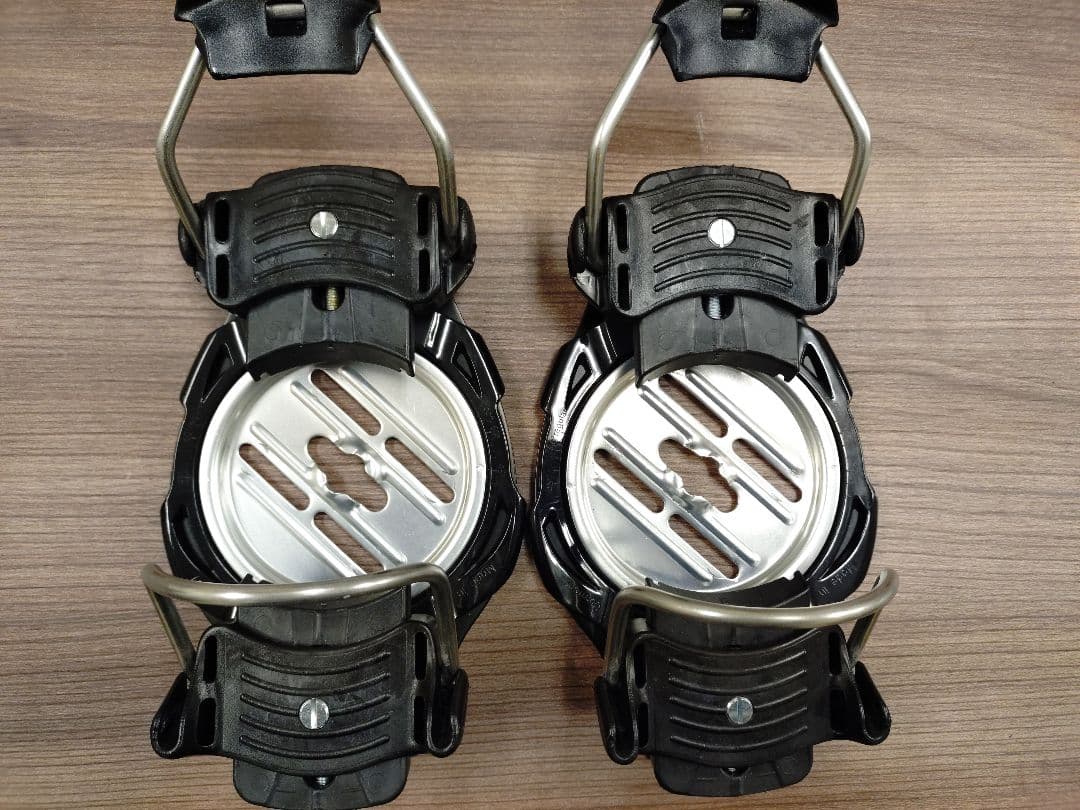 DEELUXE ディーラックス DLX Connector バインディング