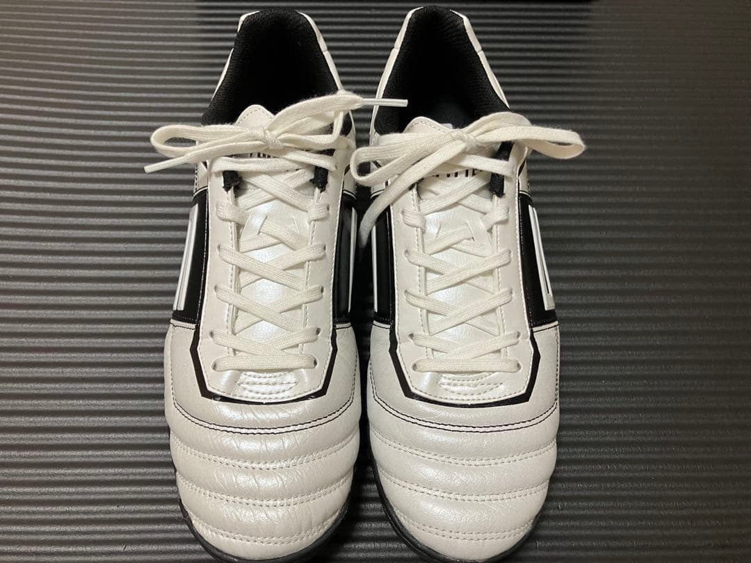 【美品】CAPITTEN ONE TF 26.5cm INIESTA