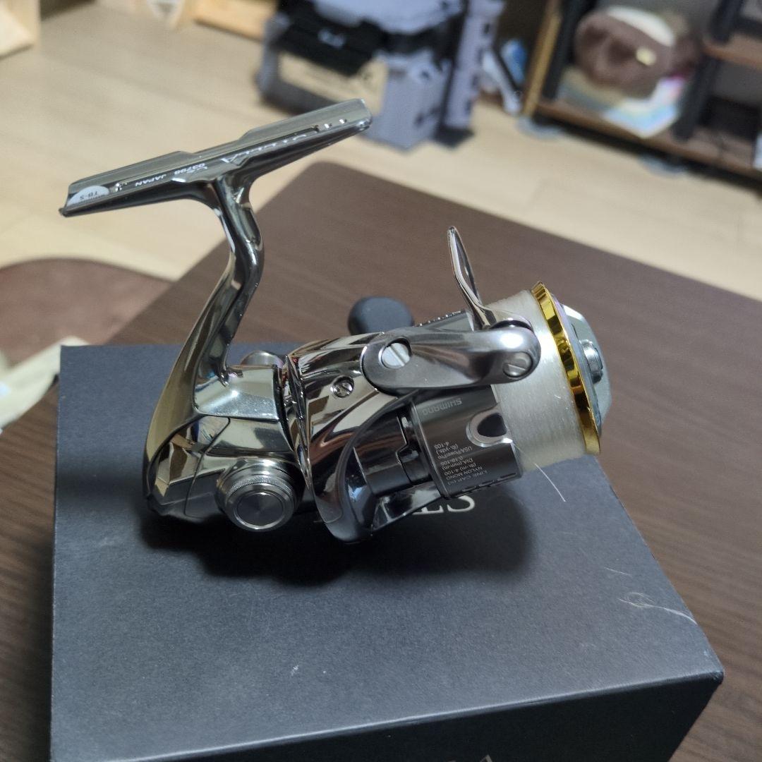 シマノ 18ステラC2000S 極美品