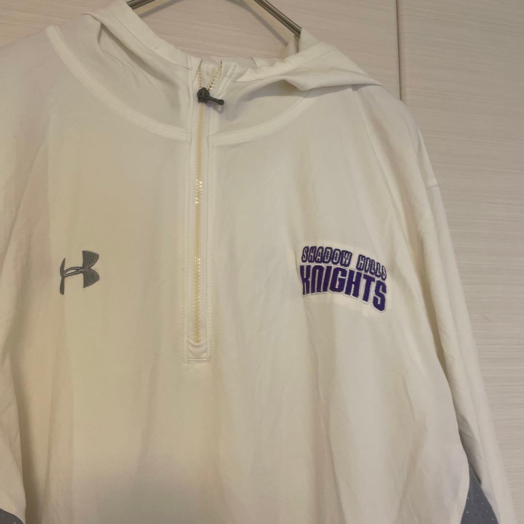underarmor アンダーアーマー メンズ　ウィンドブレーカー　ホワイト　M