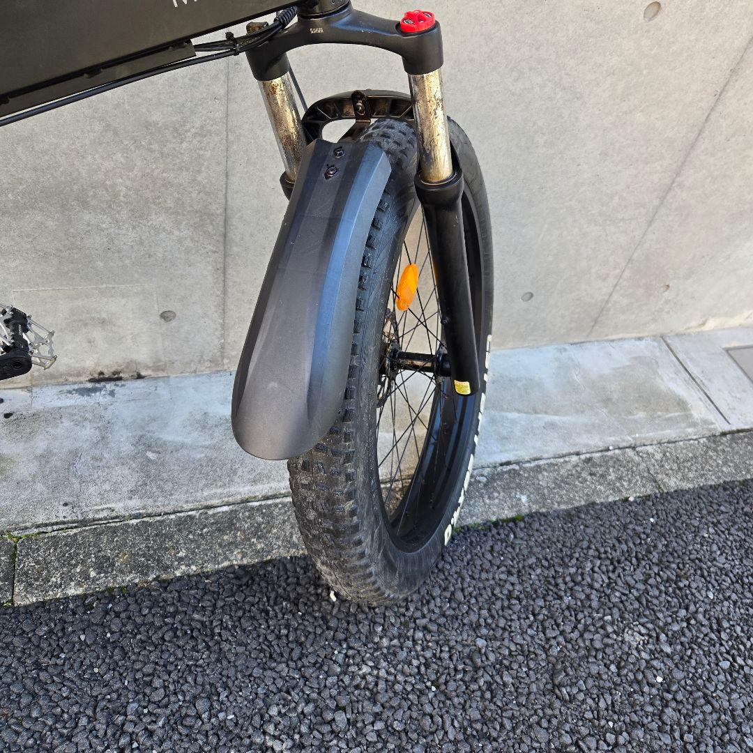 MOVE 電動アシスト自転車 折り畳み式　ファットタイヤ