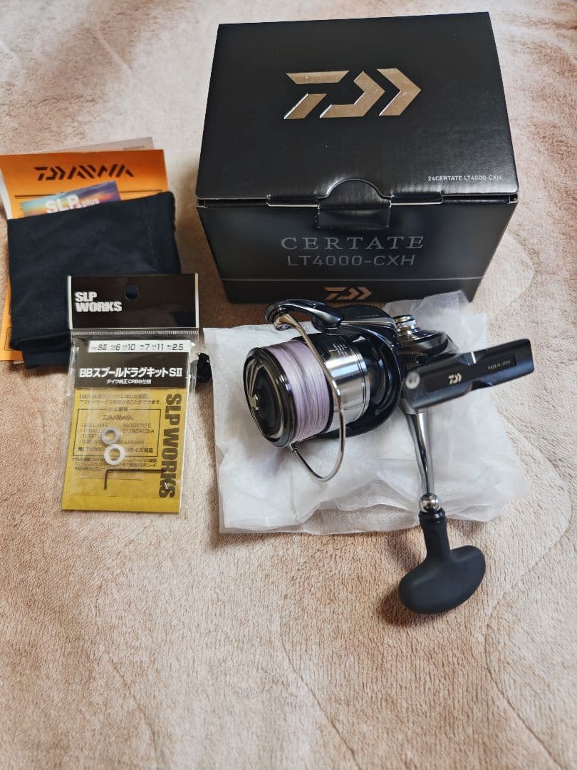 24セルテートLT4000-CXH スピニングリール