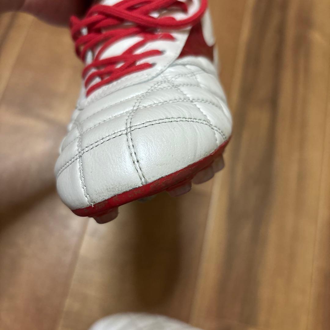 Mizuno Morelia サッカーシューズ ホワイト/レッド