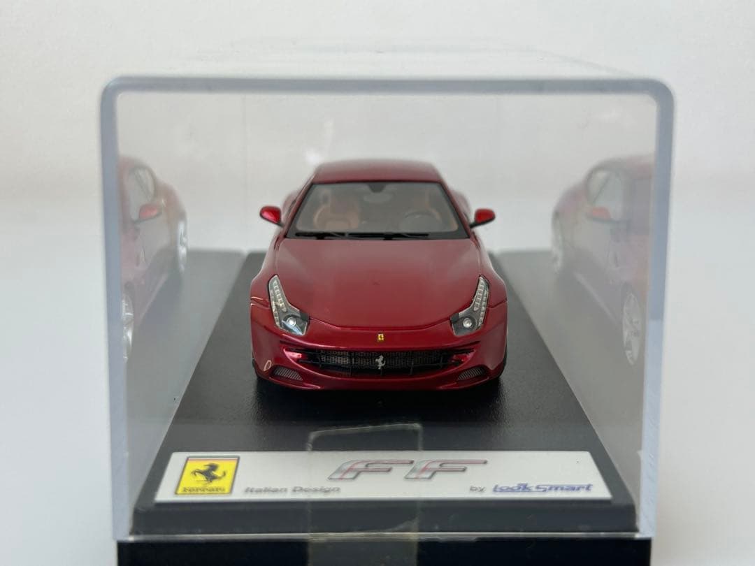 Ferrari looksmart FF 1/43 ミニカー 赤