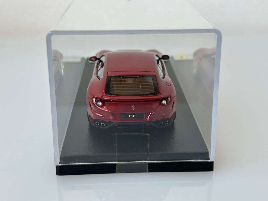 Ferrari looksmart FF 1/43 ミニカー 赤