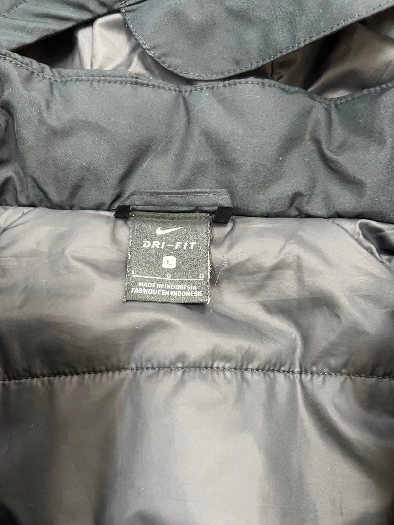 浦和レッズNike ベンチコート ・ジュニア Ｌサイズ