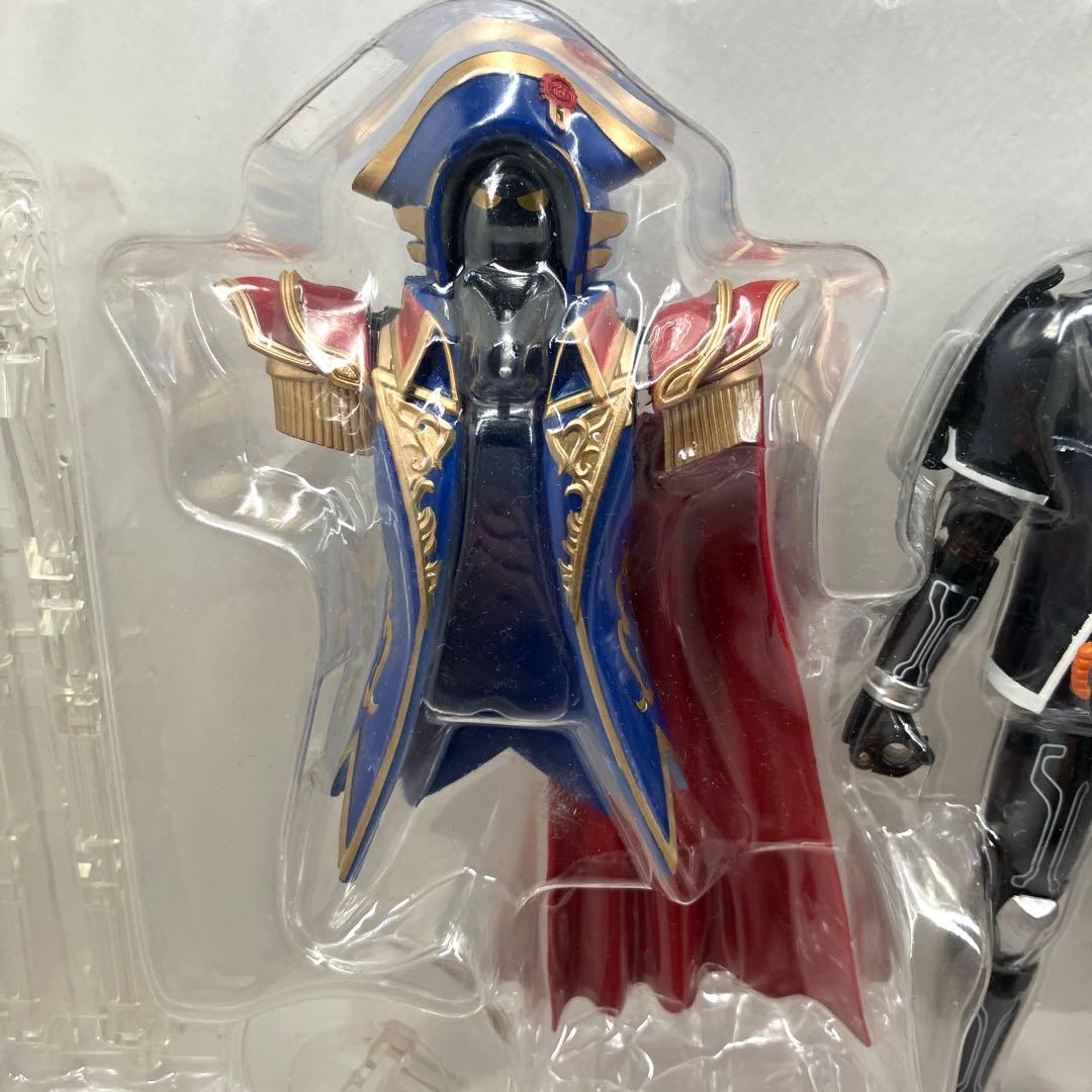 仮面ライダーゴースト ダーク＆ナポレオン& ダーウィンセット　おまけ付き