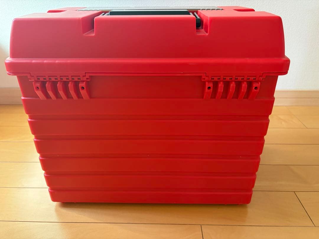 バス釣りルアーセット　タックルボックス込み