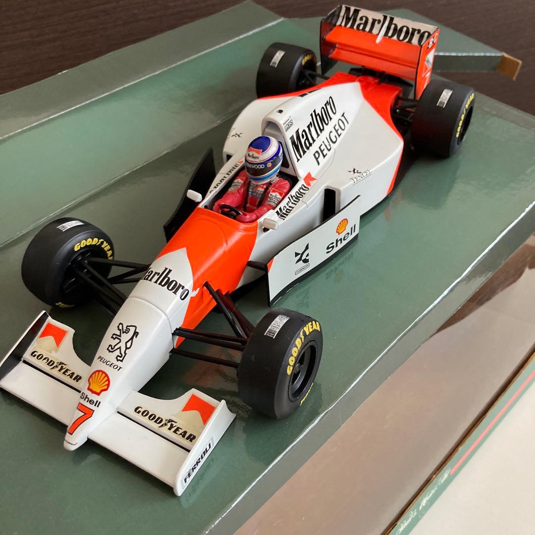 ミニカー Marlboro McLaren Peugeot MP4/9 1/18