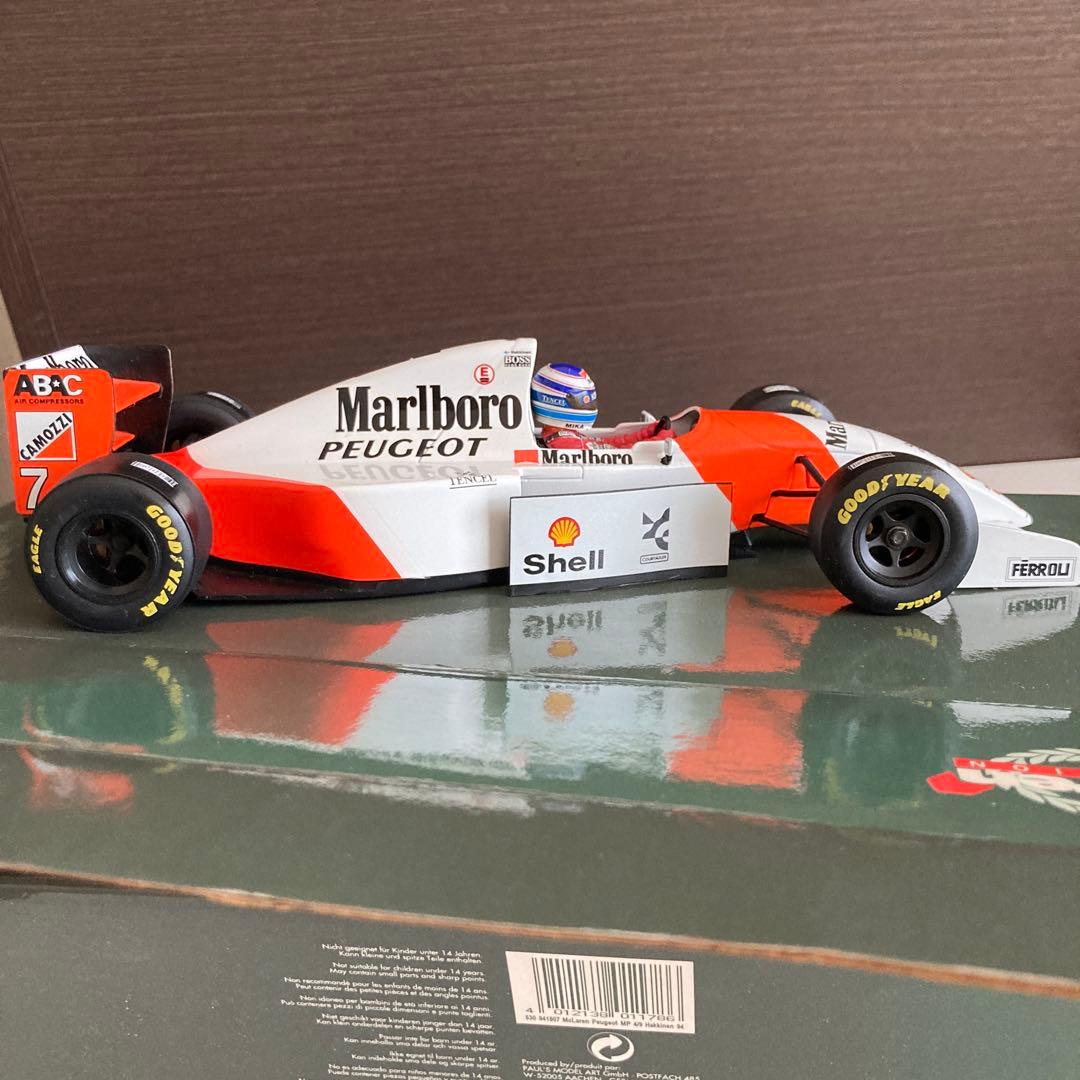 ミニカー Marlboro McLaren Peugeot MP4/9 1/18