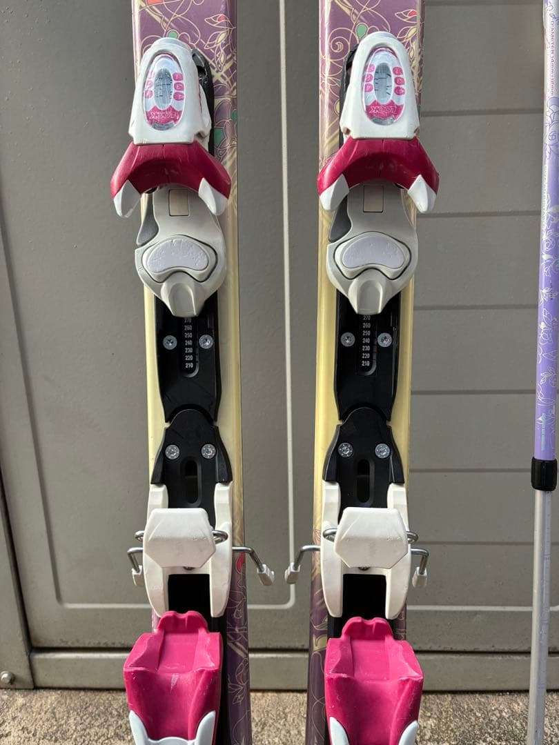 130 スキー板　3点セット　中古　傷あり