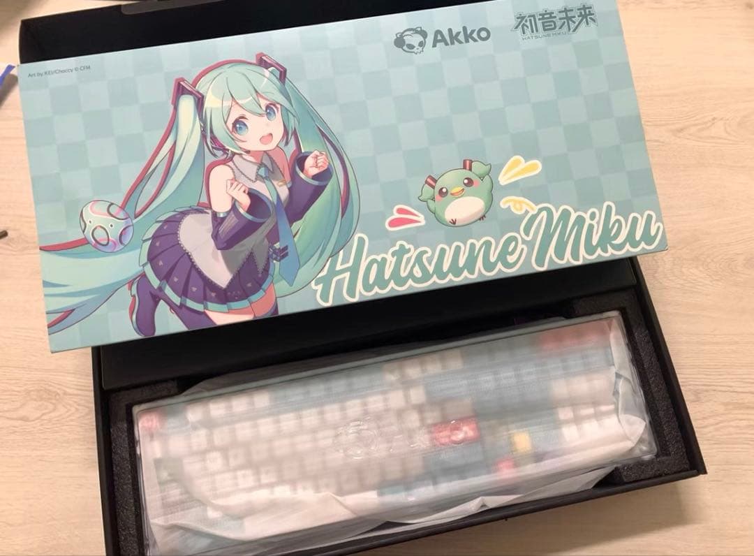 新品Akko 初音ミク コラボゲーミングキーボード 日本未発売