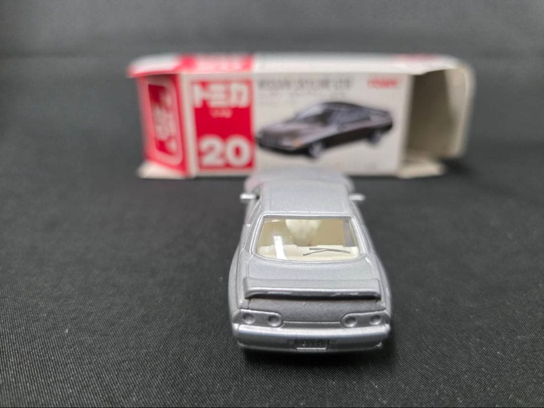 トミカ赤箱20ニッサンスカイラインGTR(日本製) イケダ特注