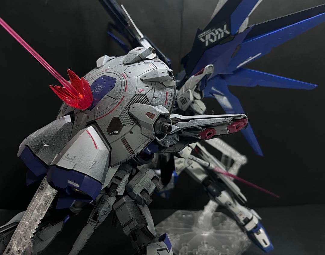 ガンプラ全塗装完成品　MG プロヴィデンスガンダム