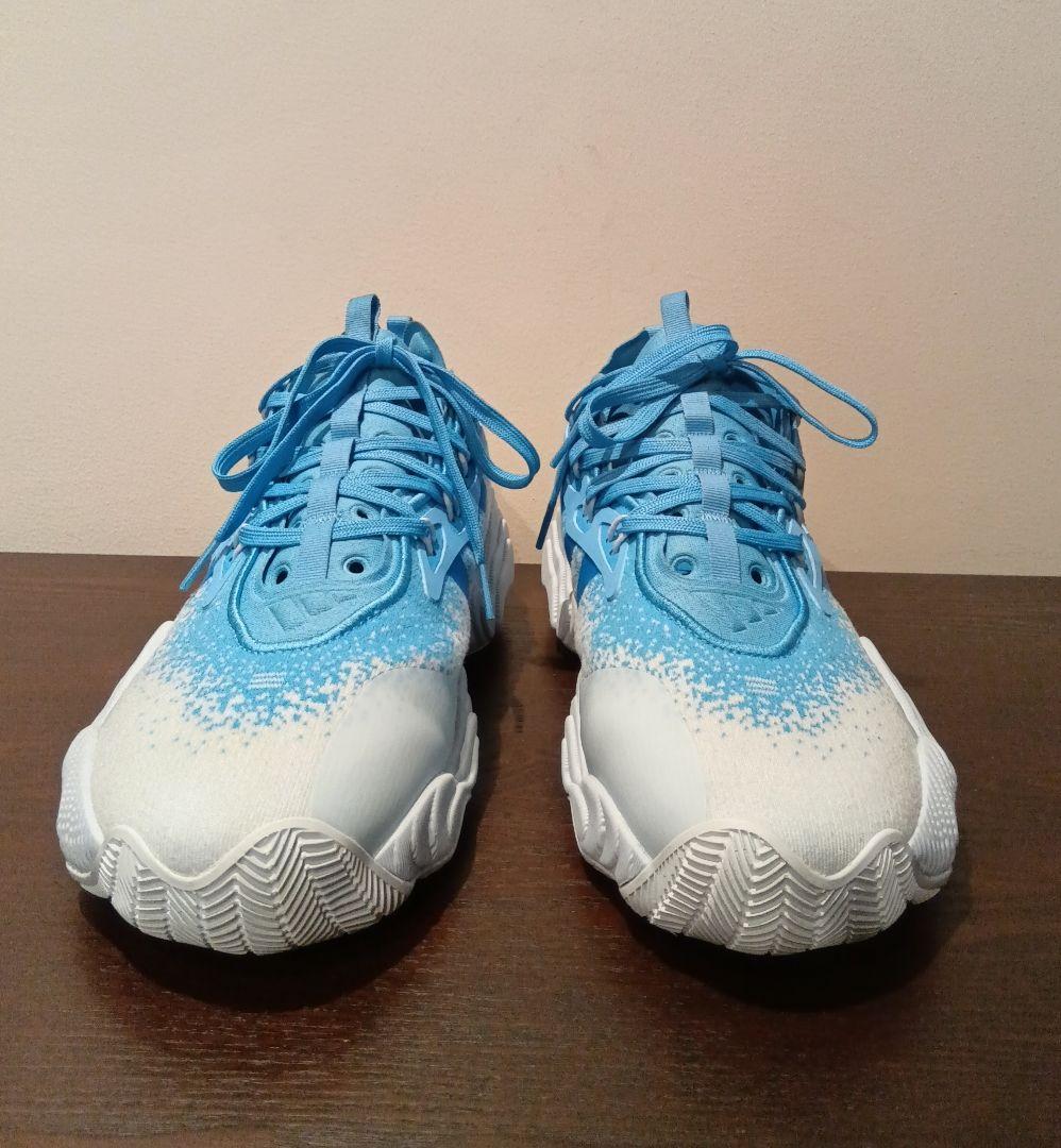 [美品] adidas Trae Young 3 サイズ27cm