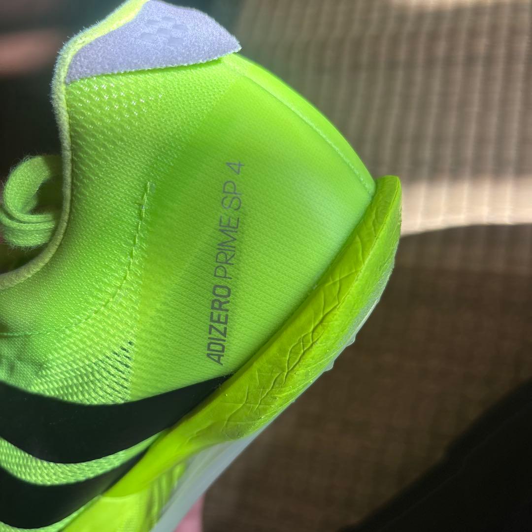 adidas primeSP4 スパイクシューズ 蛍光イエロー