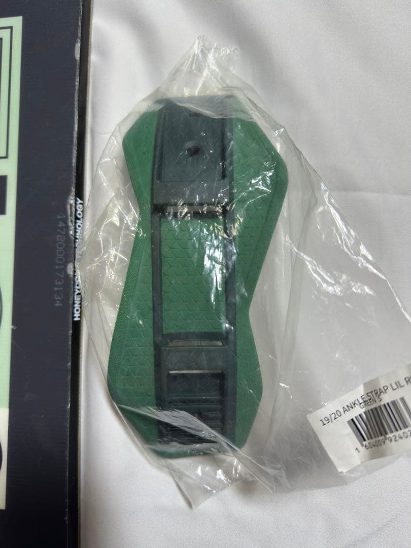FNTC TNT R 147 スノーボード　セット　２／19のみの値下げ