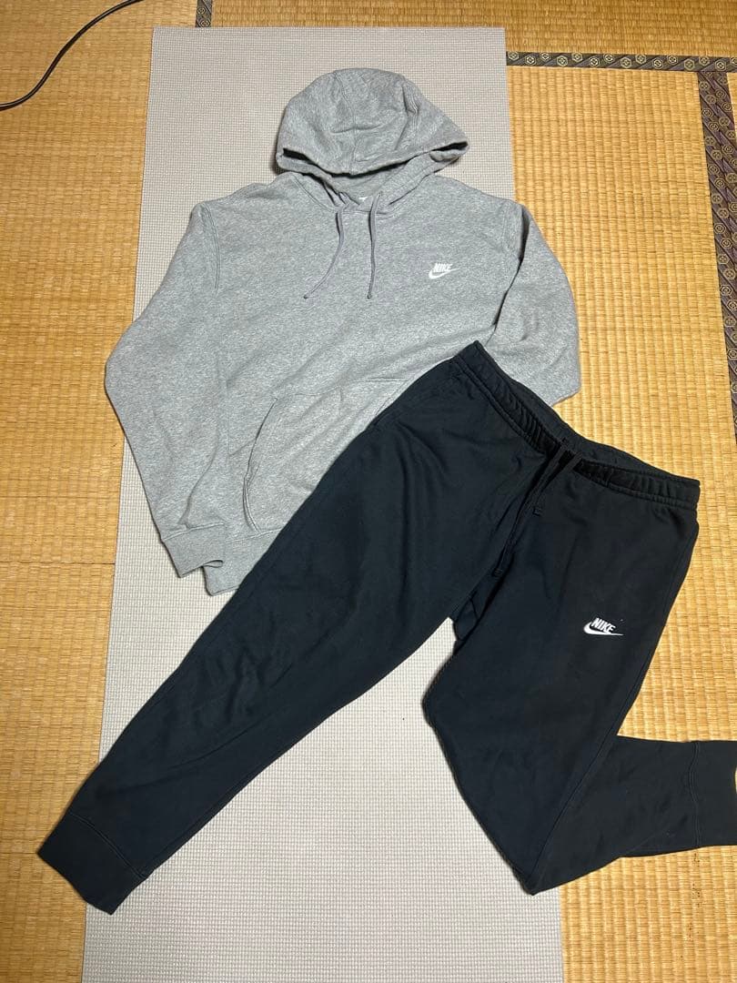 NIKE パーカーセットアップ　(上XXL 下XL)ジョガーパンツ