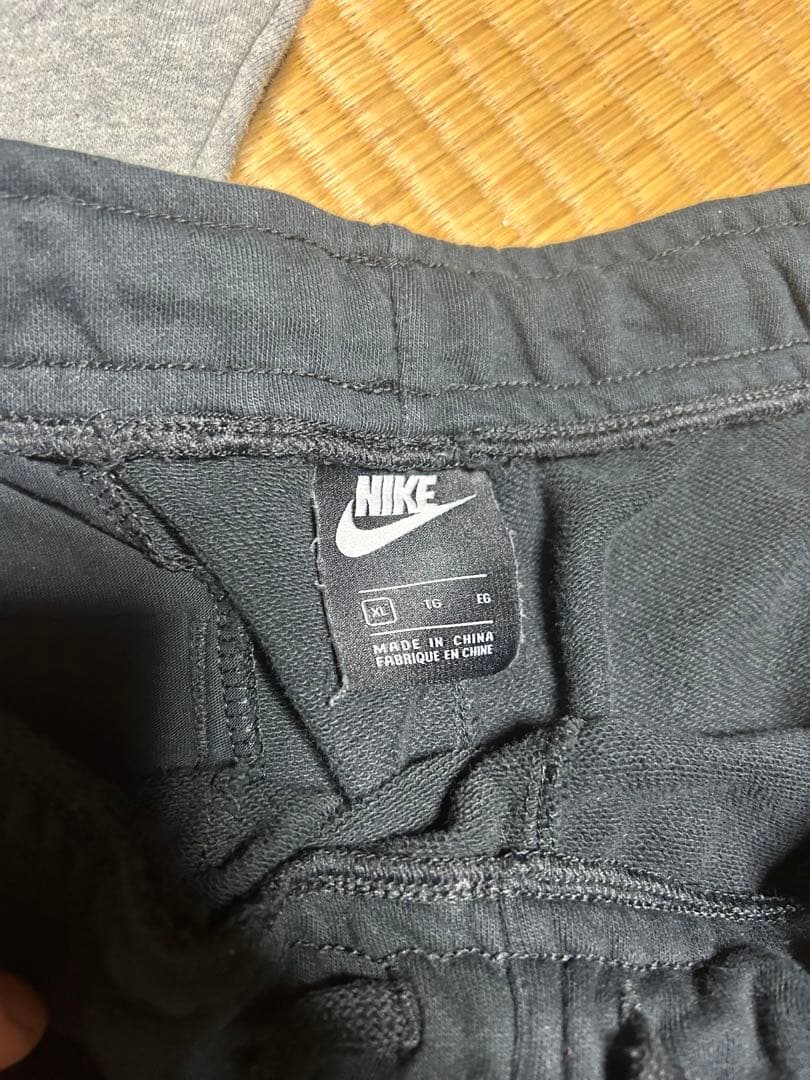 NIKE パーカーセットアップ　(上XXL 下XL)ジョガーパンツ