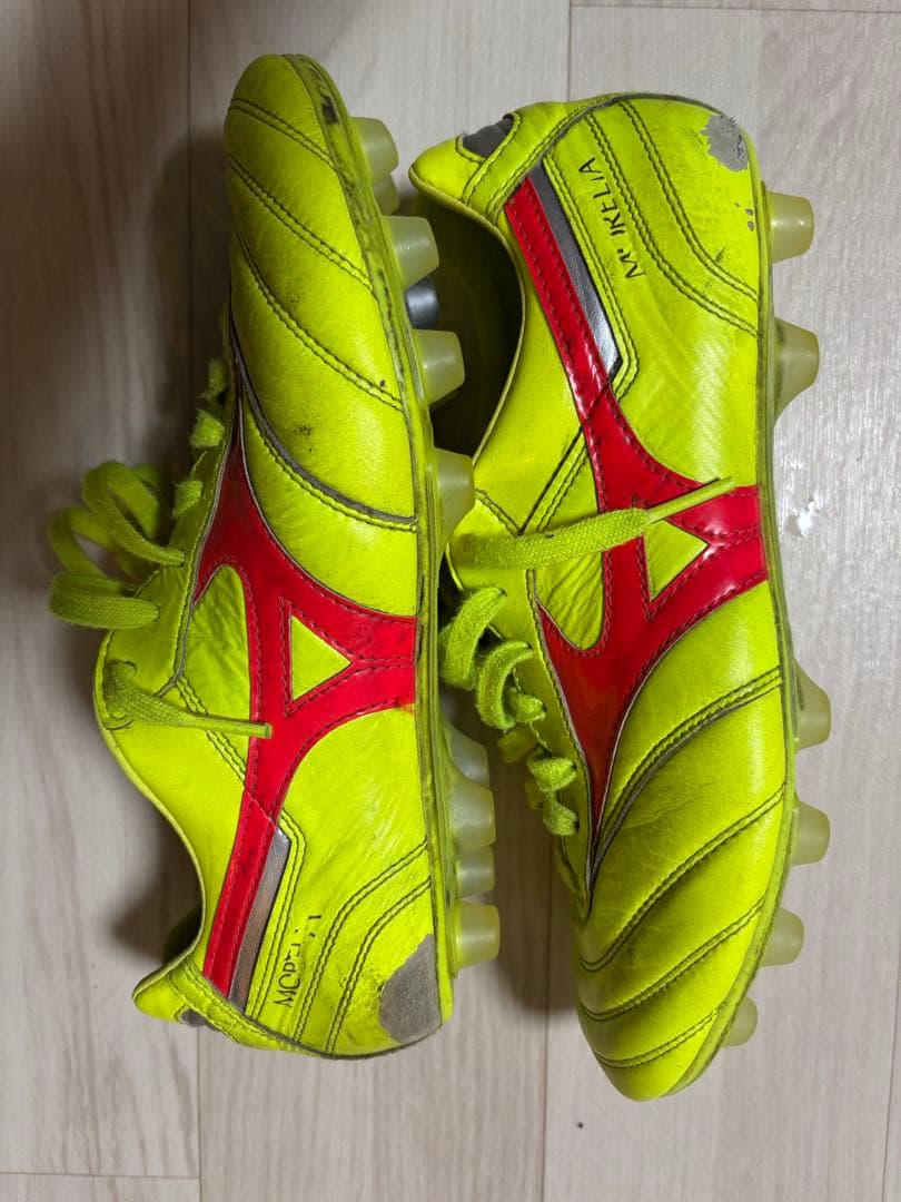 Mizuno Morelia II 限定カラーサッカーシューズ