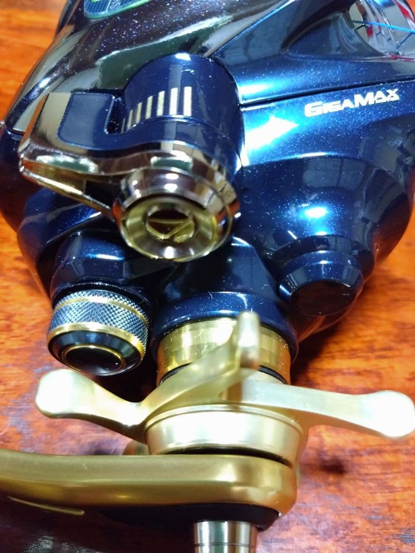 使用僅少！シマノビーストマスター2000 動作確認済　電動リール　SHIMANO