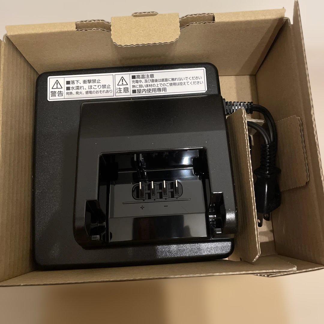 Panasonic NKJ075Z バッテリー充電器