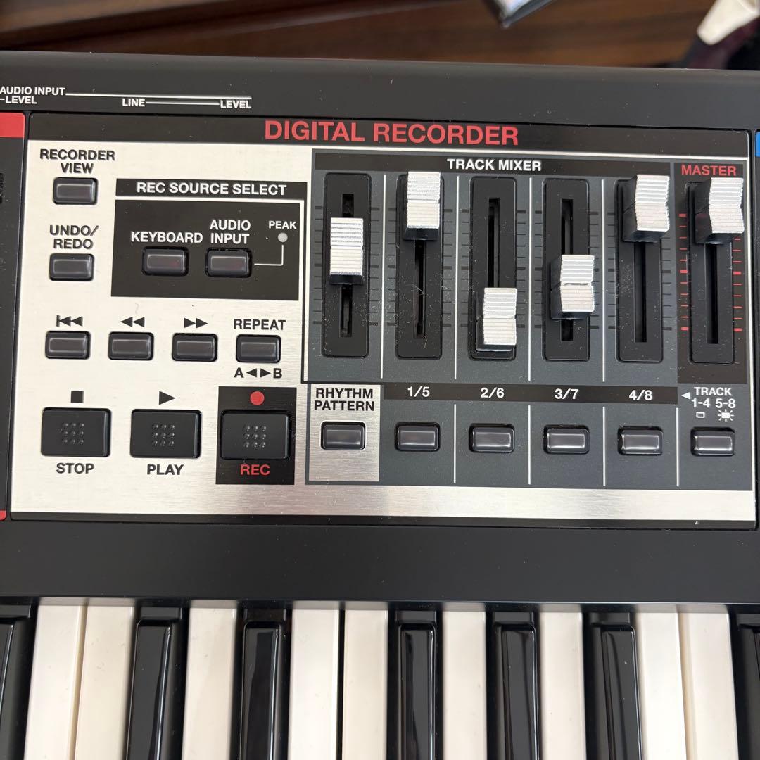 Roland JUNO-Gi 61鍵 シンセサイザー ケース　ペダル スタンド