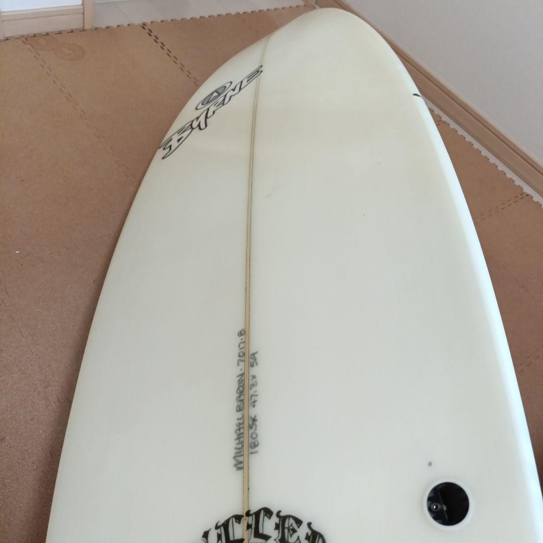 BYRNE(バーン)サーフボード クアッドフィン USシェイプ日本仕様　美品！