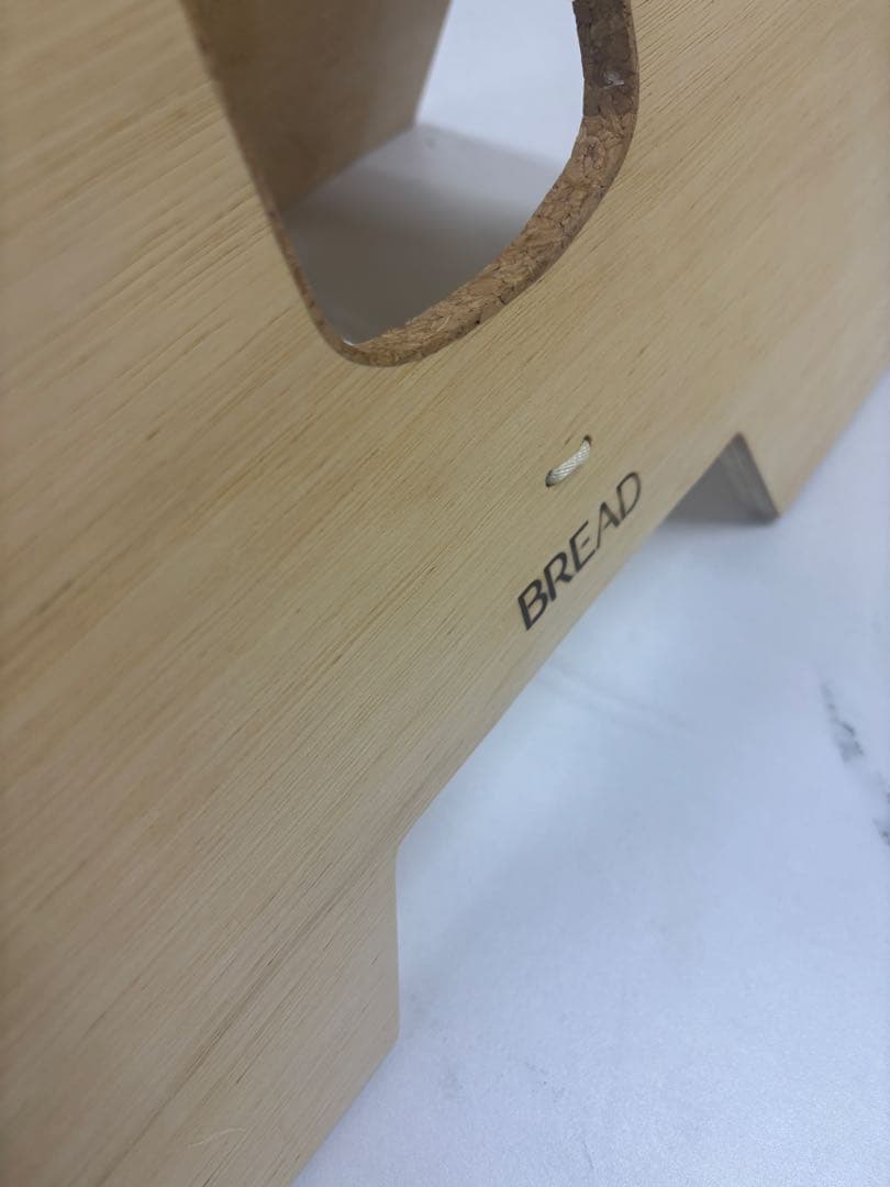 サーフィン・ボディボード BREAD surfboard stand.