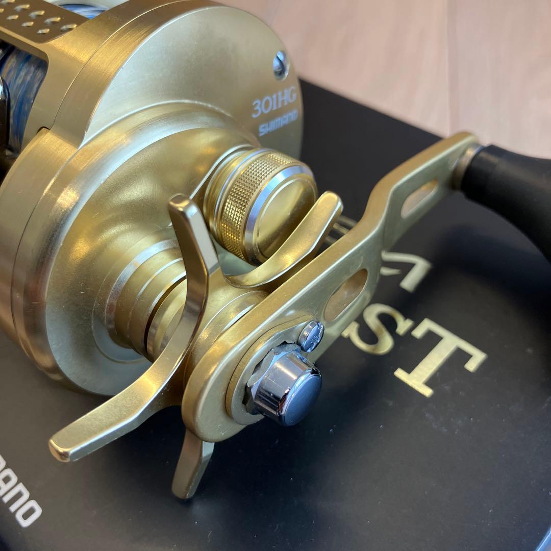 SHIMANO 15 OCEA CONQUEST 301HG ベイトリール