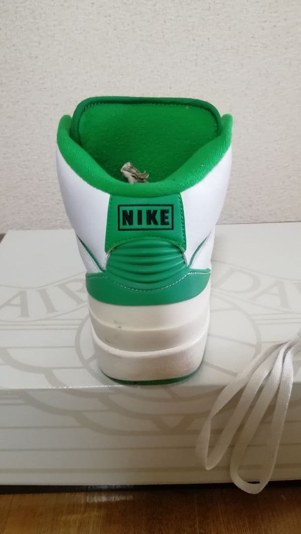 シューズ(男性用) Nike Air Jordan 2 Retro \"Lucky Green\"