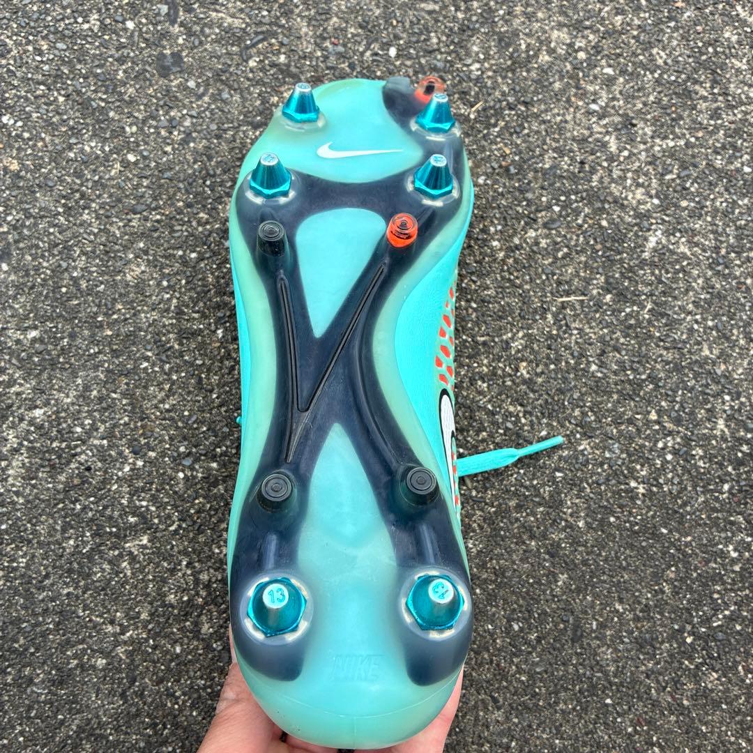 Nike Macuta アクア・オレンジ スパイクシューズ