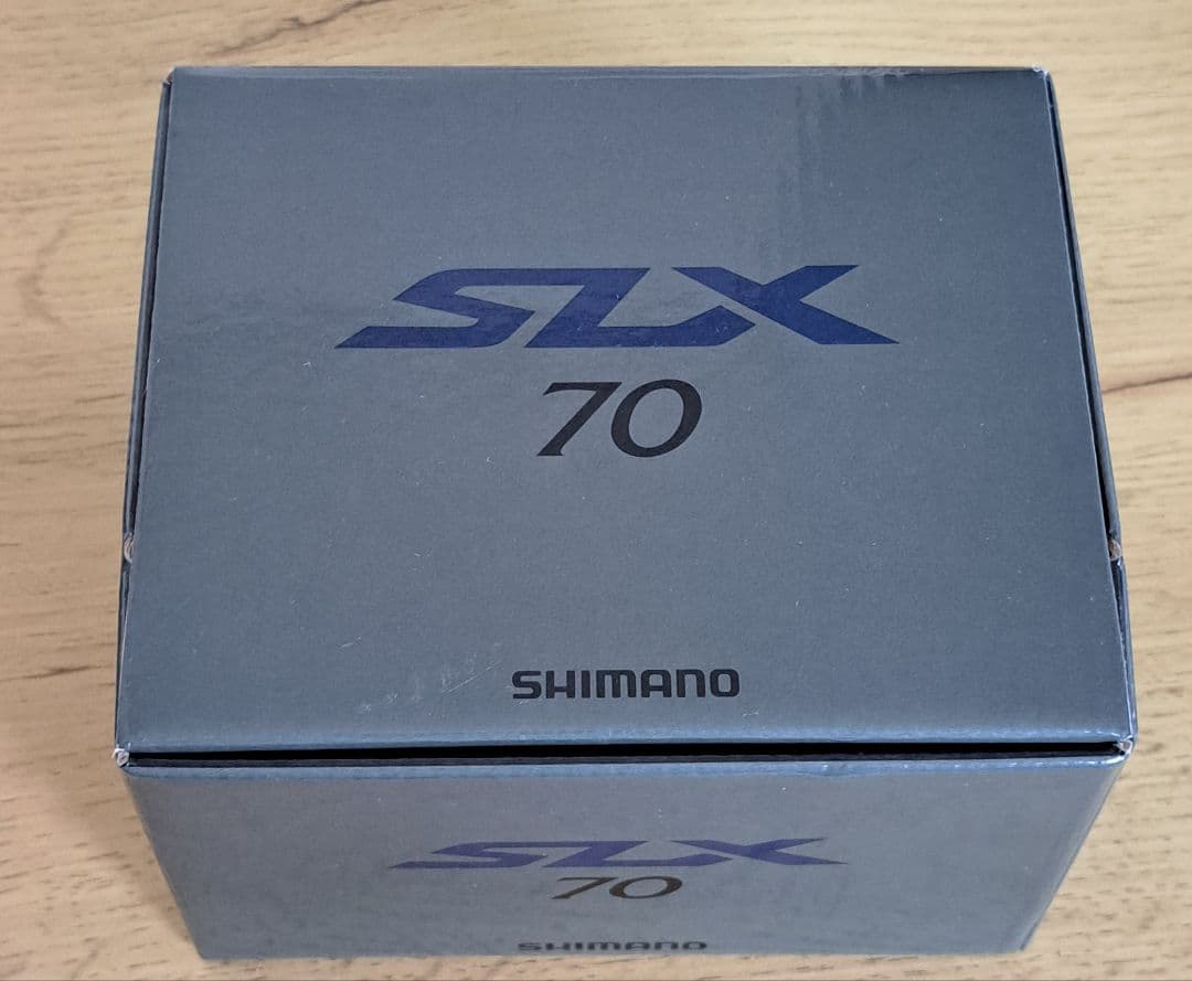 ★お盆特価★【新品同様】シマノ 24 SLX 70 右ハンドル