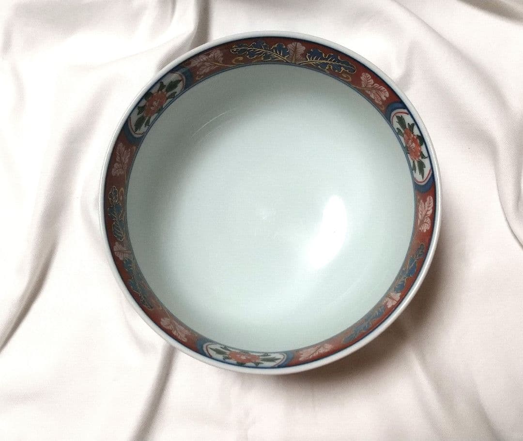 有田焼 源右衛門窯 染錦 赤絵瓔珞文 赤玉 麺鉢 鉢