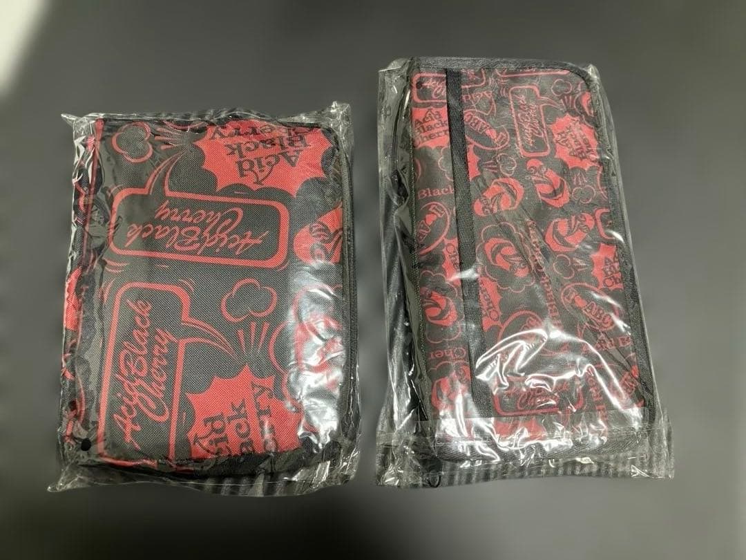 アシッドブラックチェリー トラベルバックパスポートケース