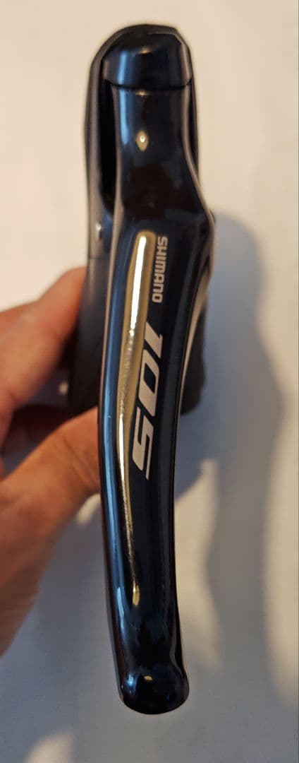 105 R7000 機械式　リムブレーキ　デュアルコントロールレバー