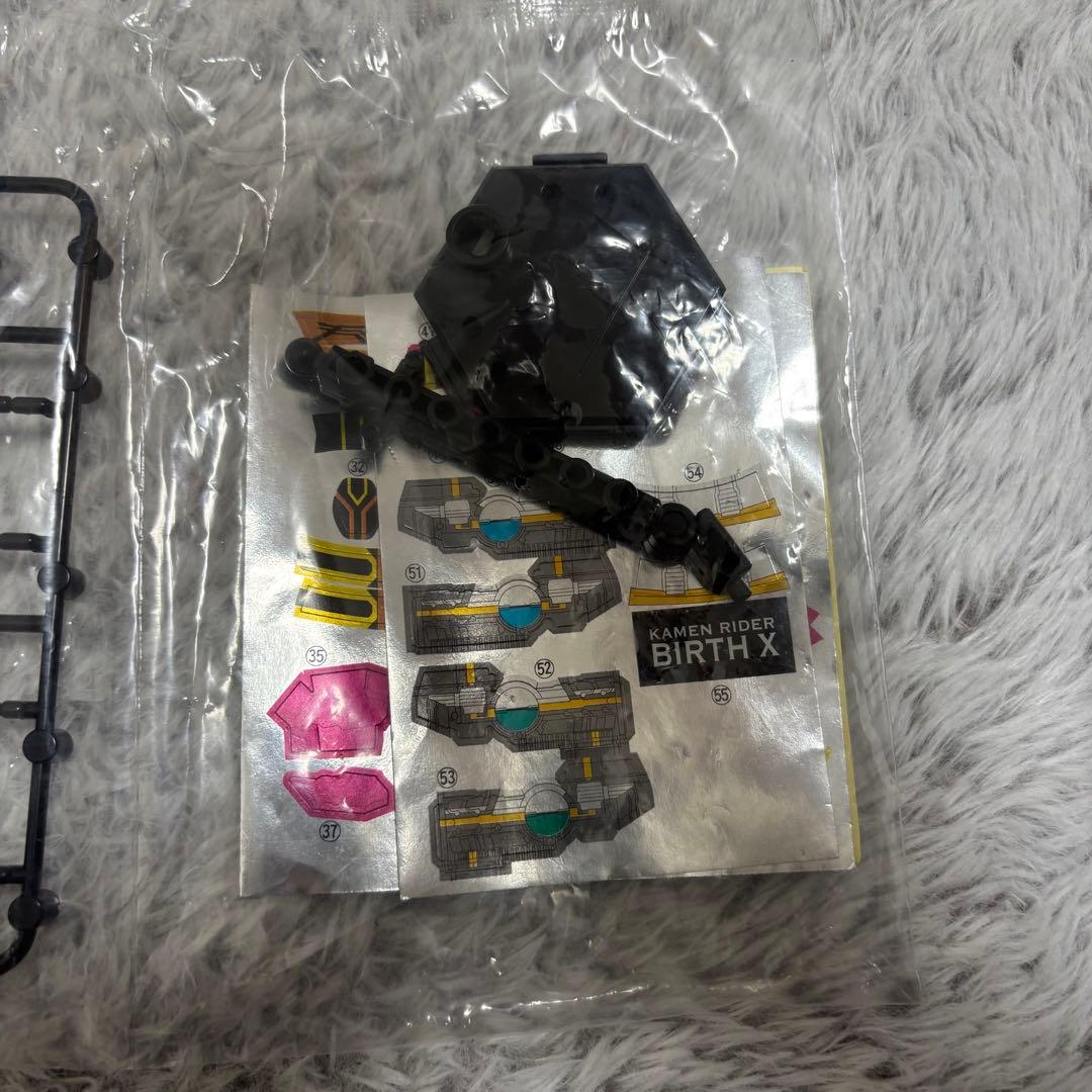 装動仮面ライダー　バースＸ