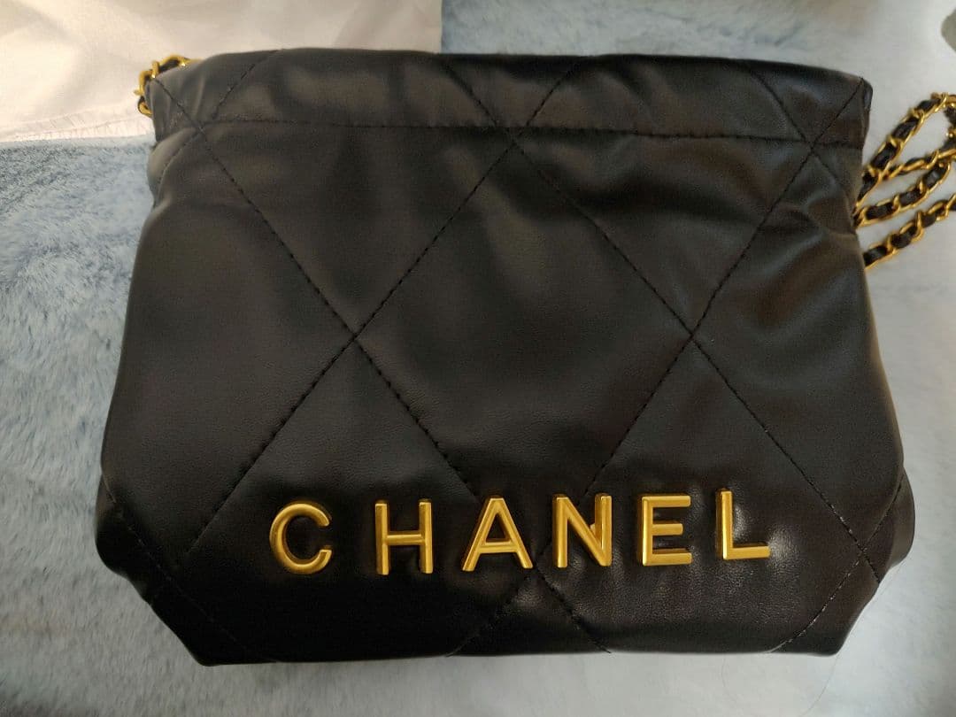 新品未使用CHANELノベルティー ブラックチェーンキルティングショルダーバッグ