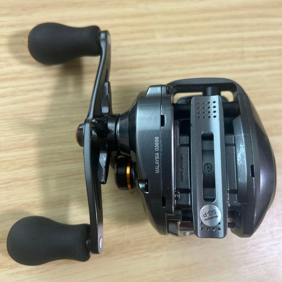 SHIMANO シマノ 17バルケッタ300HG ベイトリール　03696