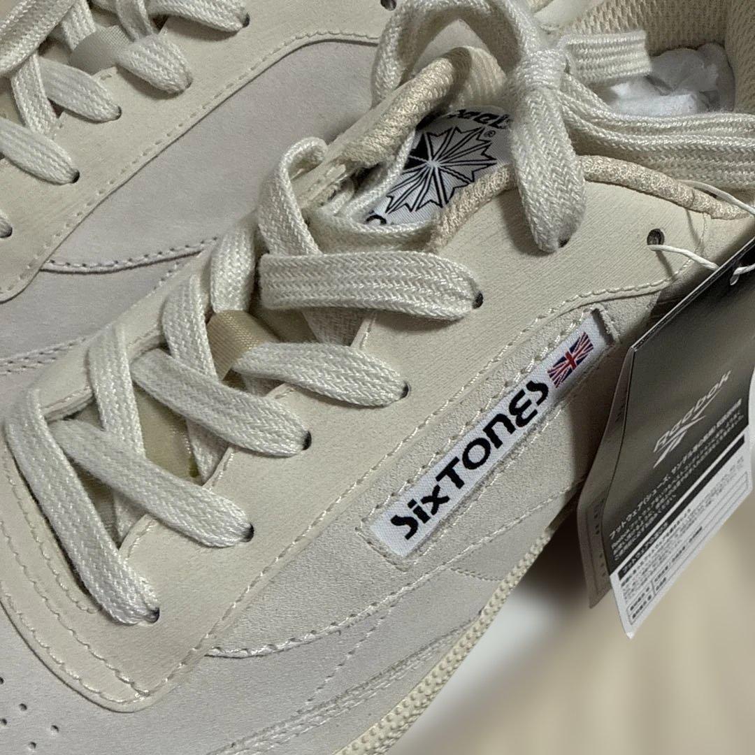 【新品未使用】Reebok SixTONES クリーム色 スニーカー 25cm