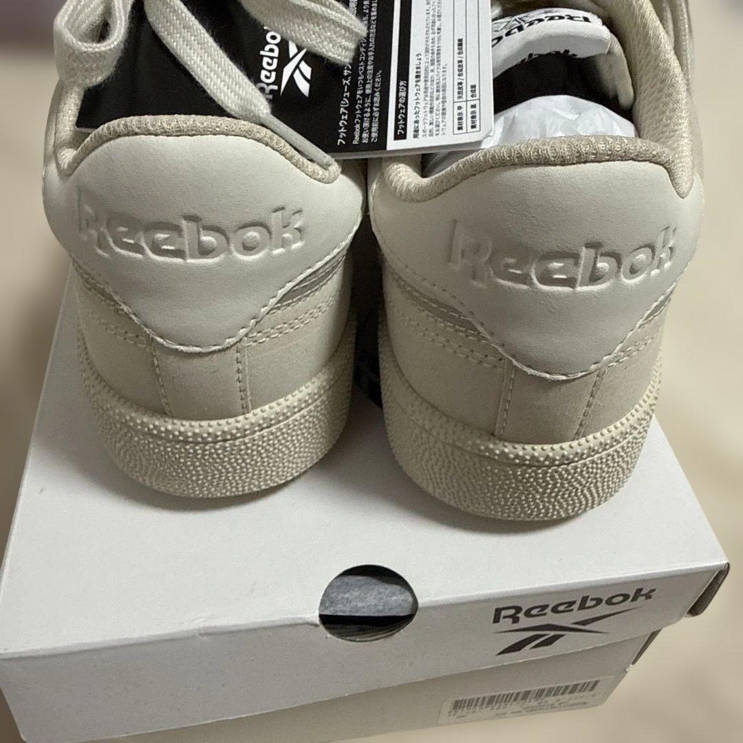 【新品未使用】Reebok SixTONES クリーム色 スニーカー 25cm