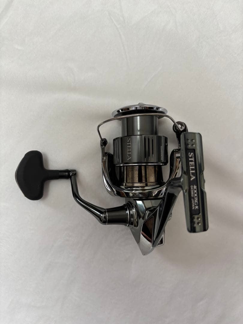 22ステラ 4000XG スピニングリール