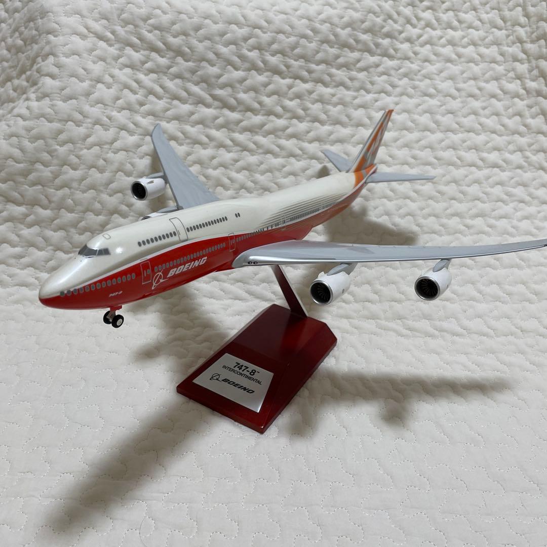 ボーイング B747-8 1/200 飛行機模型